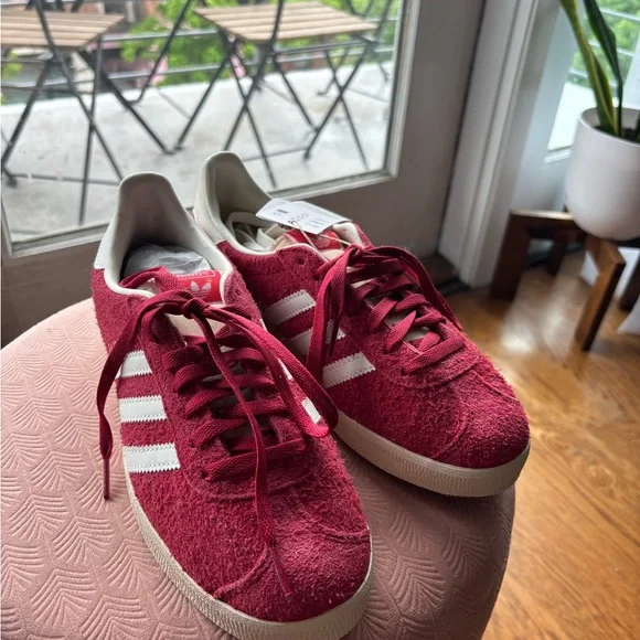 adidas gazelle silver green womens adidas Men's Originals Gazelle Indoor, Maroon Red / 5 main image 0